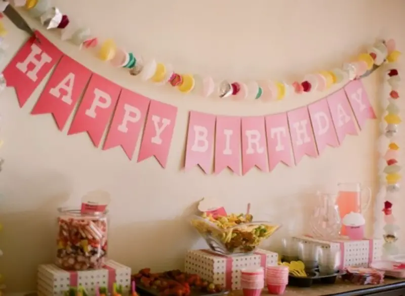 10 Cute Birthday Decoration Ideas Birthday Songs With Names