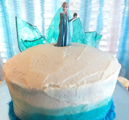 disney-frozen-party-ombre-birthday-cake