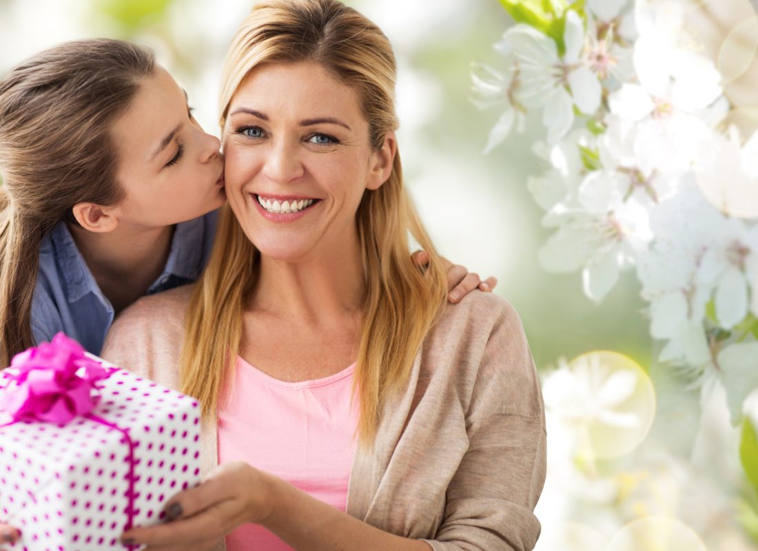 5 Thoughtful Things To Do For Your Mom On Her Birthday